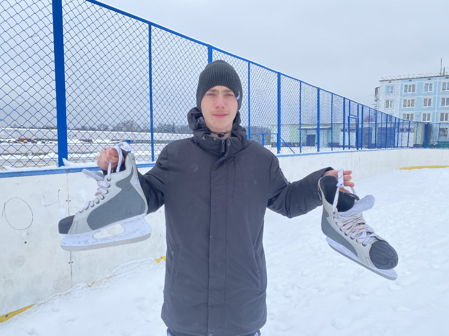 волоколамск, хоккеисты, хоккей, коньки, лед, зима в подмосковье, зимние виды спорта,