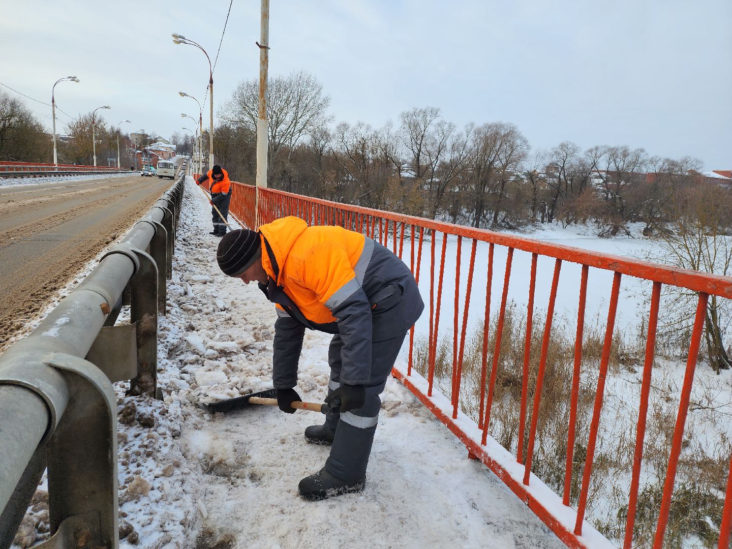 серпухов, подмосковье, убирают снег, благоустройство,