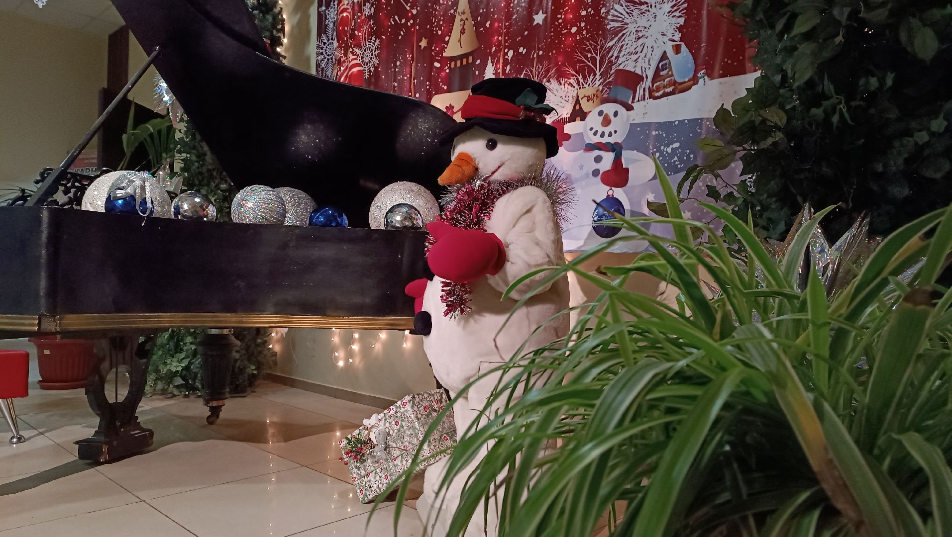 новый год, ёлка, снеговик,