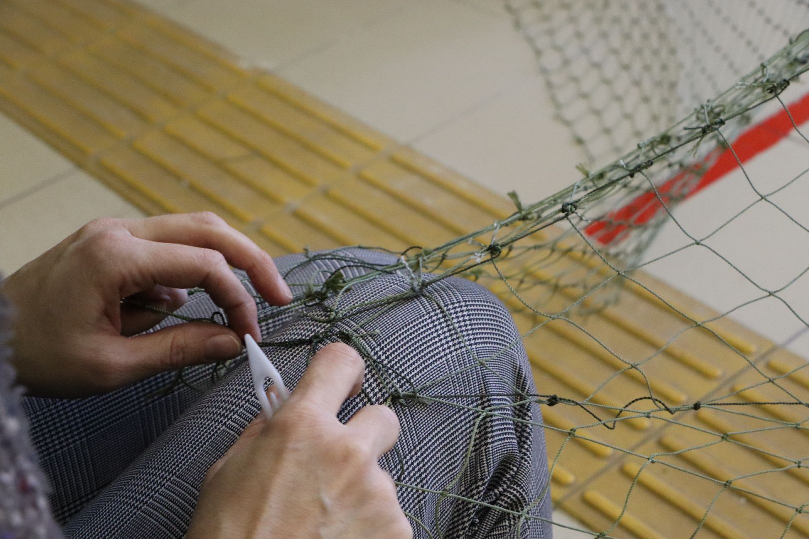 Серебряные Пруды, волонтеры, своих не бросаем, маскировочные сети,