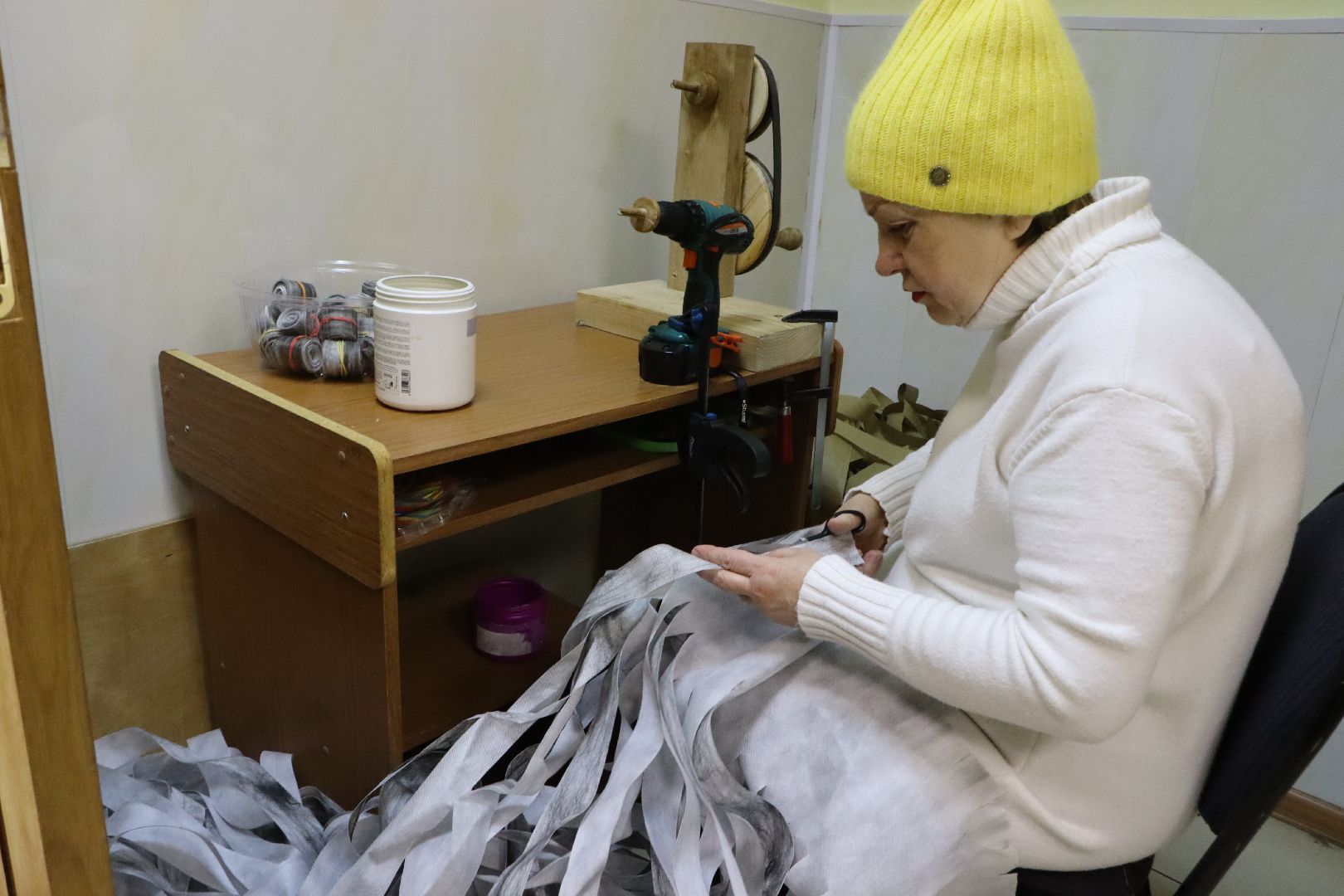 Серебряные Пруды, волонтеры, своих не бросаем, маскировочные сети,