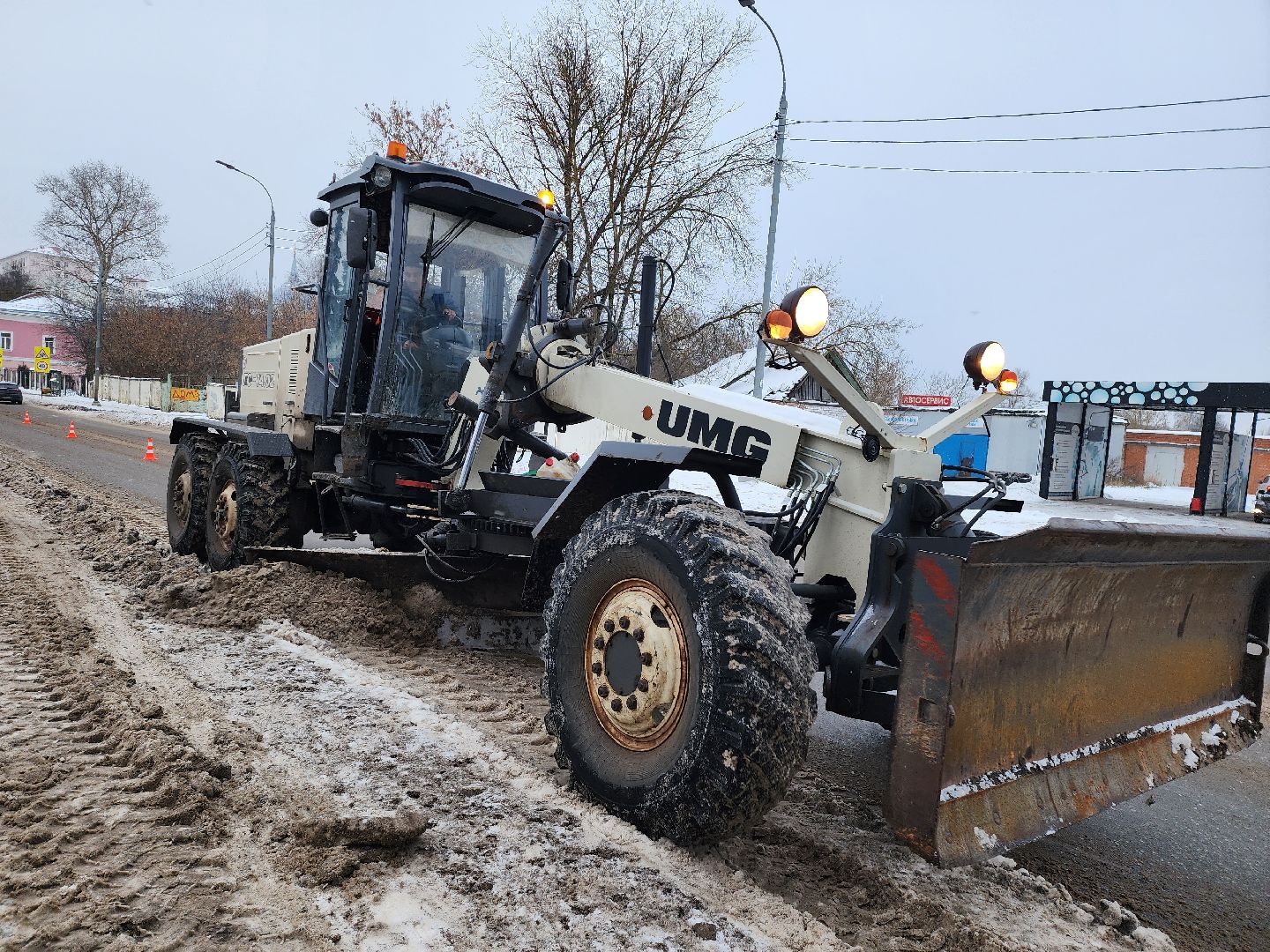 серпухов, подмосковье, убирают снег, грейдер, комбинат благоустройства,