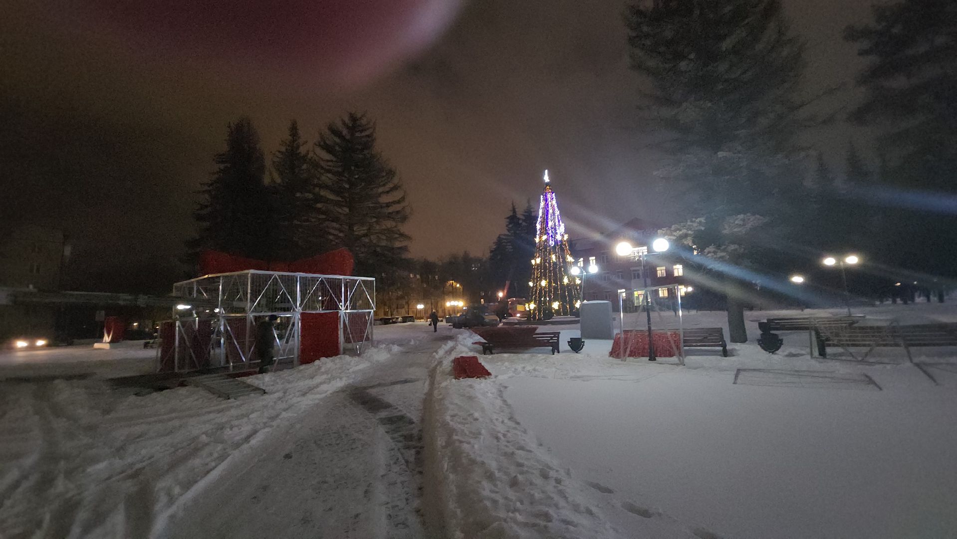 долгопрудный, елка, подарочная коробка, инсталляция, зима,