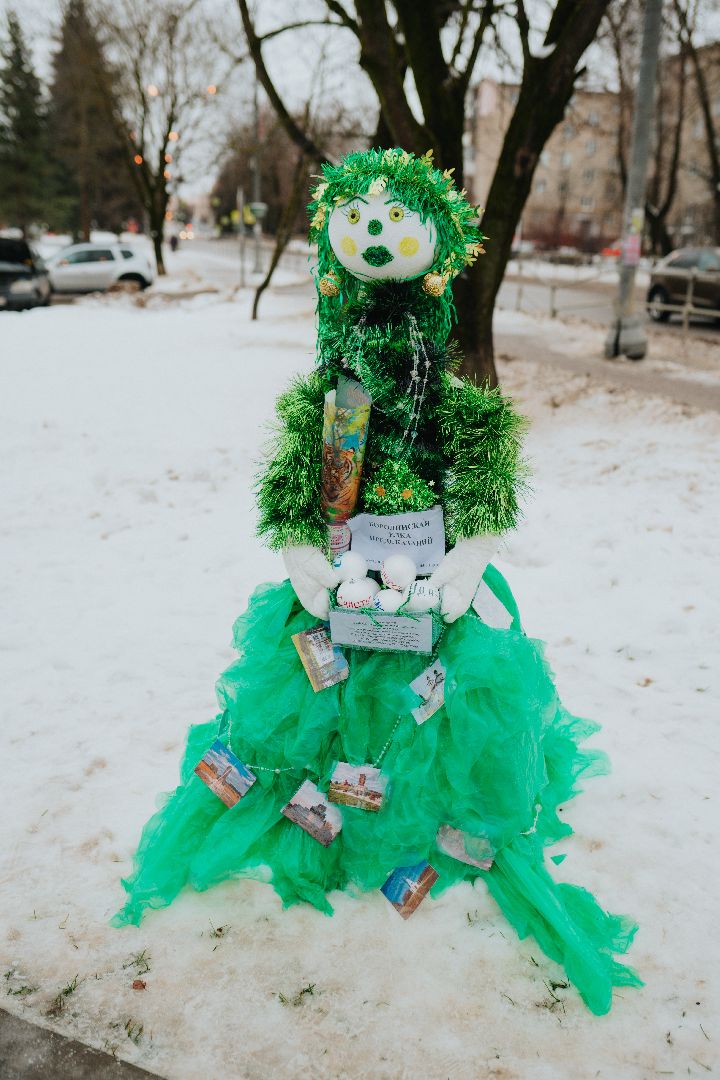 можайск, можайский городской округ, подмосковье, фестиваль, новый год, креативные елки, символ нового года,