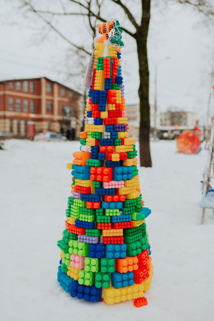 можайск, можайский городской округ, подмосковье, фестиваль, новый год, креативные елки, символ нового года,