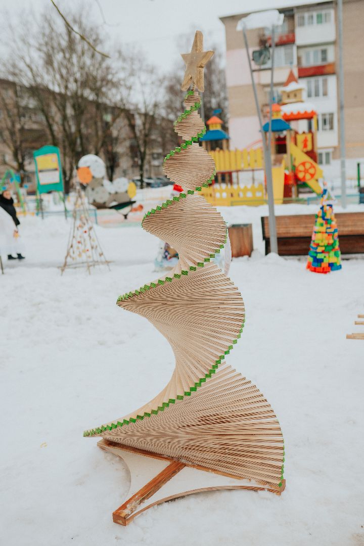 можайск, можайский городской округ, подмосковье, фестиваль, новый год, креативные елки, символ нового года,