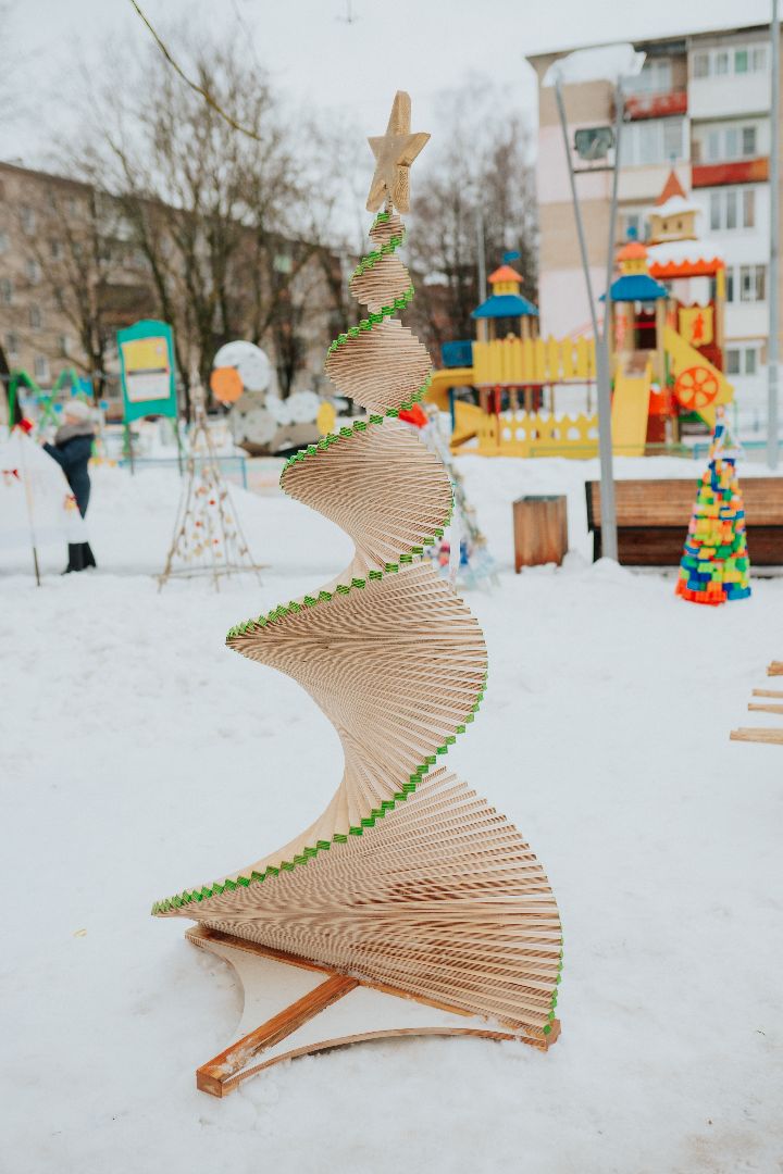 можайск, можайский городской округ, подмосковье, фестиваль, новый год, креативные елки, символ нового года,