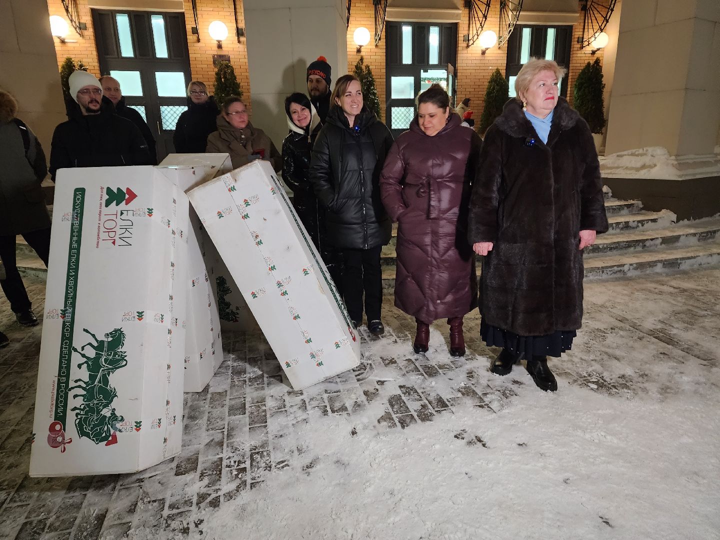 Новыйгод, Школа, Депутаты,