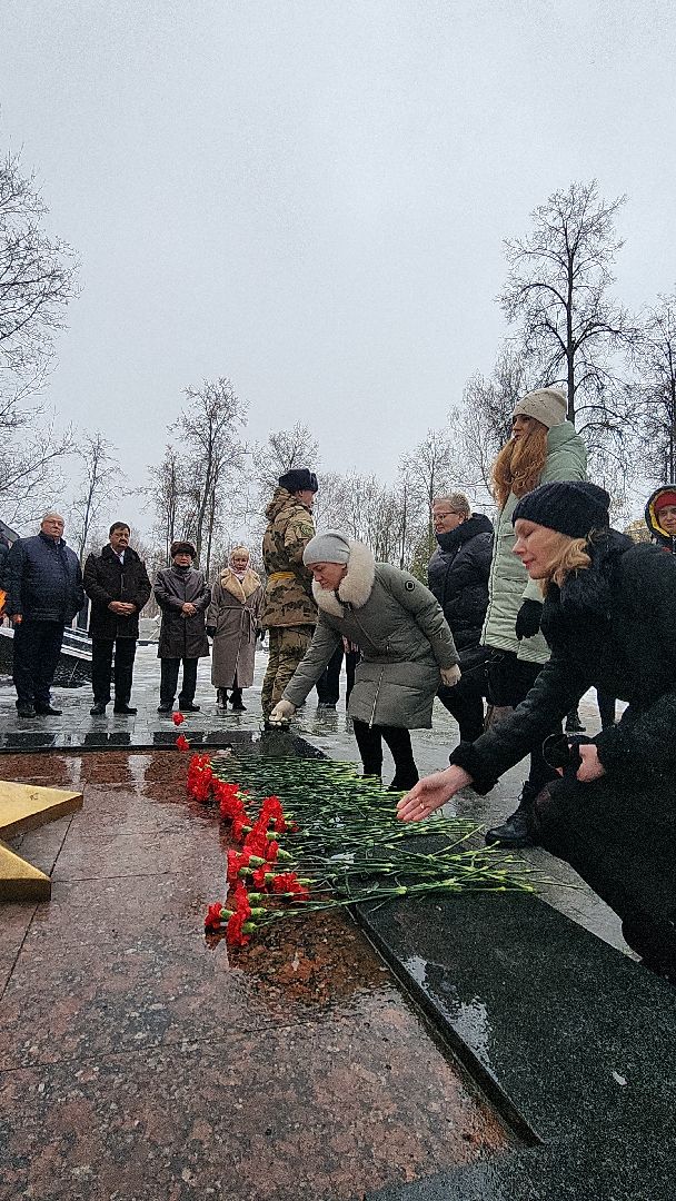 электросталь, делегация, дружба народов, дружба городов, мемориал, вечный огонь, герои, память, наша память, индия,