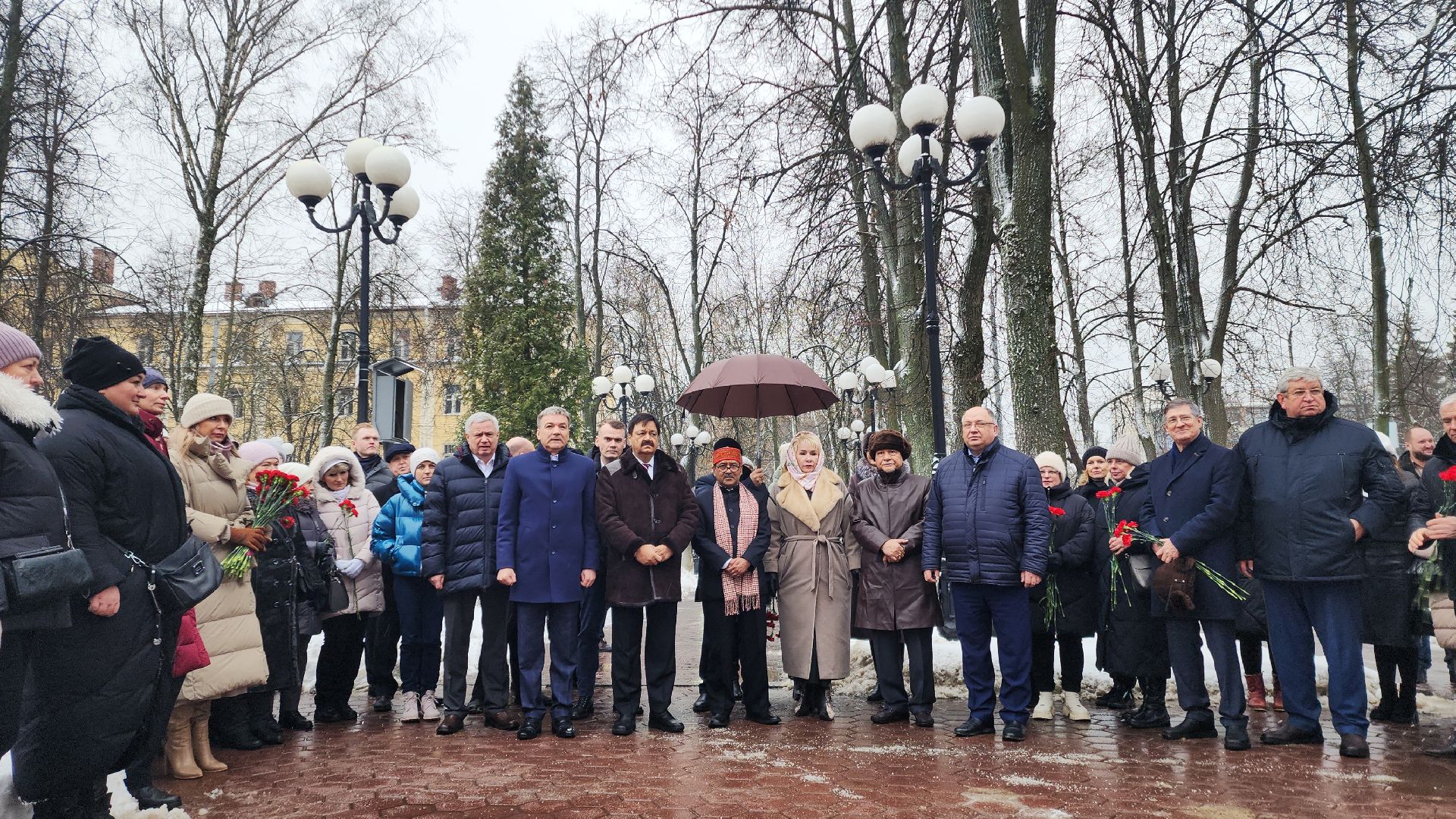 электросталь, делегация, дружба народов, дружба городов, мемориал, вечный огонь, герои, память, наша память, индия,