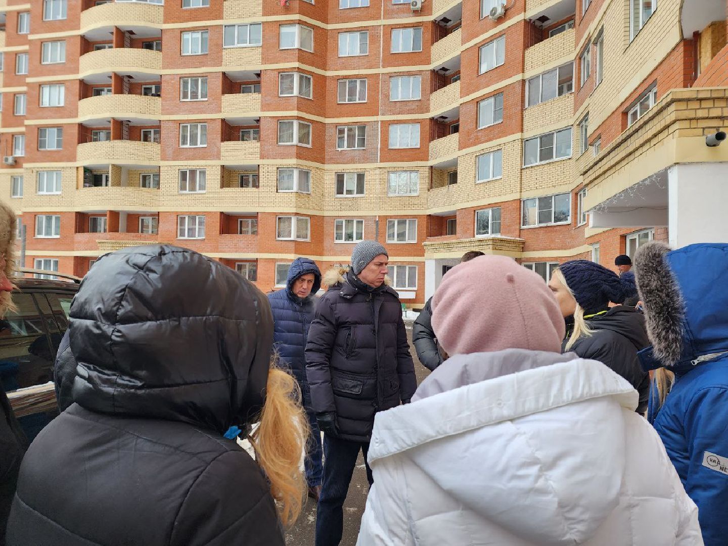 Солнечногорск, Жители, уборка дворов, уборка снега, уборка дорог,