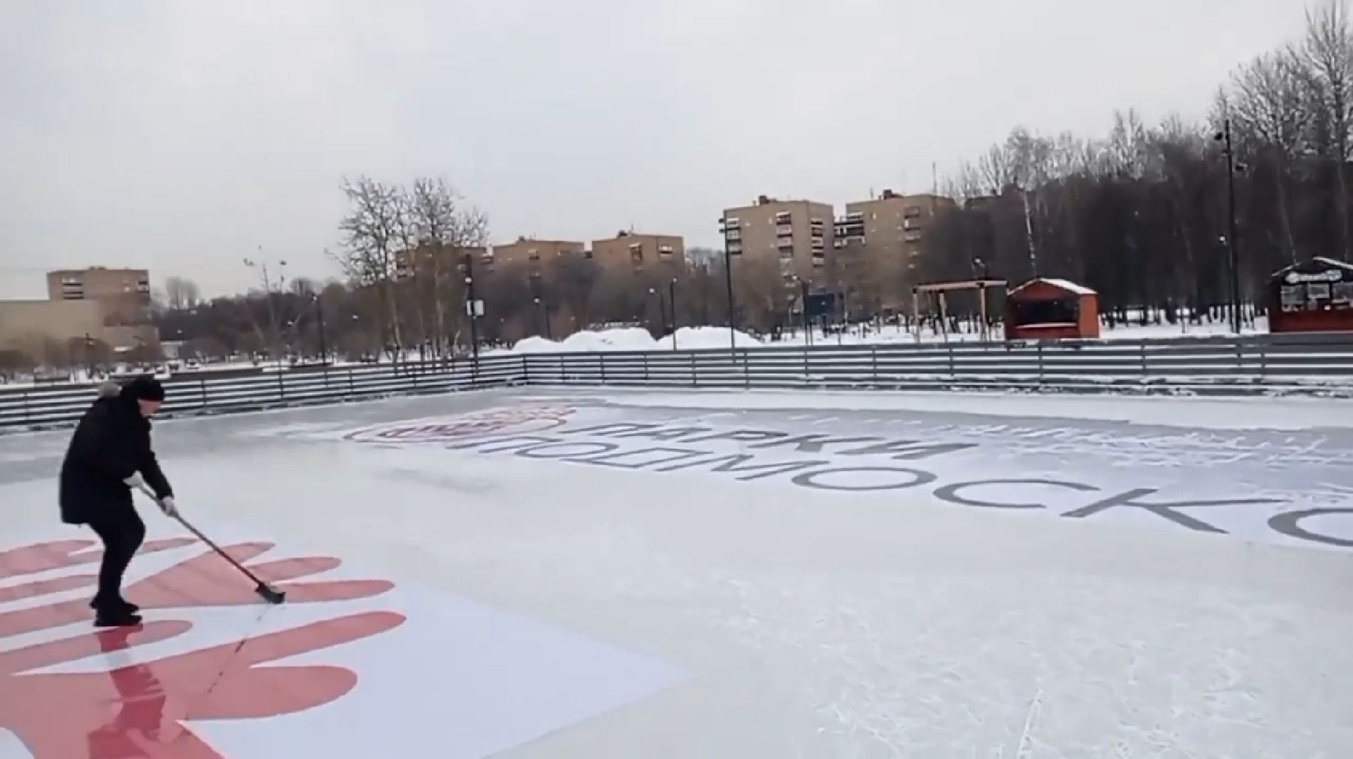 долгопрудный, парки, зима в подмосковье, зимовка фонтанов, Шоу Ильи Авербуха,