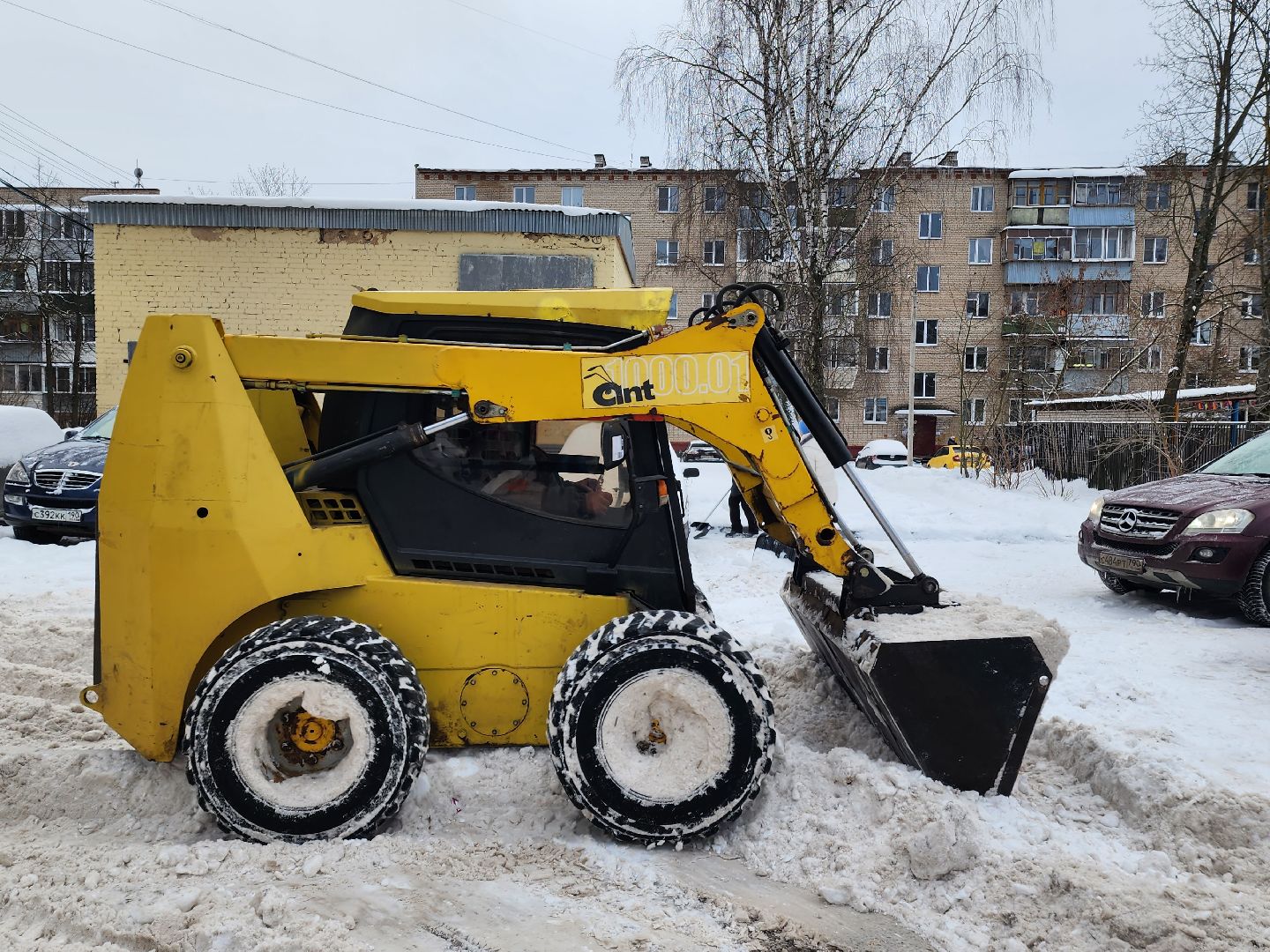 уборка снега, снегопад, уборка дворов,