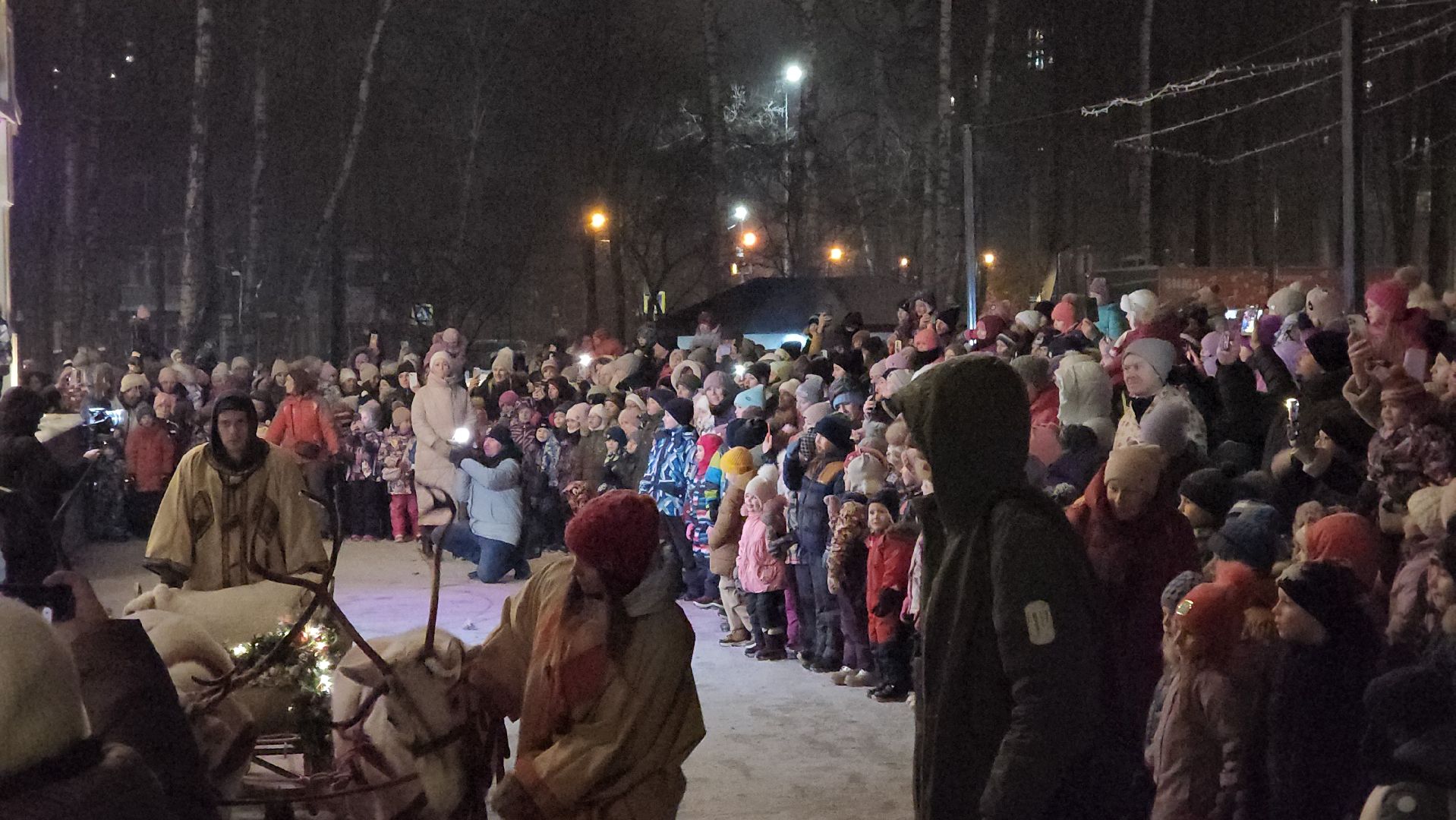 Пушкино, Новый год, Елка, зима в подмосковье, Дед мороз, Снегурочка,