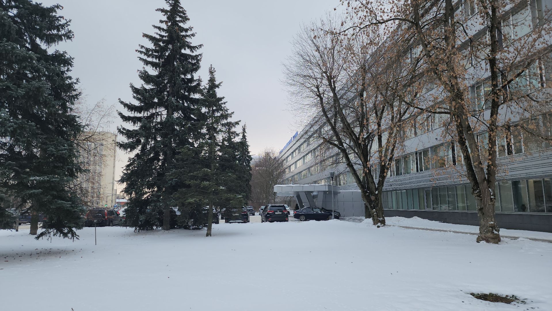 Прогулки по крылу, Геннадий Амирьянц, ЦАГИ, Демонстрационный центр, книга, презентация,