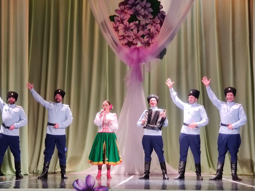 Красноармейск, казаки, концерт, народные песни, народные танцы, народные костюмы