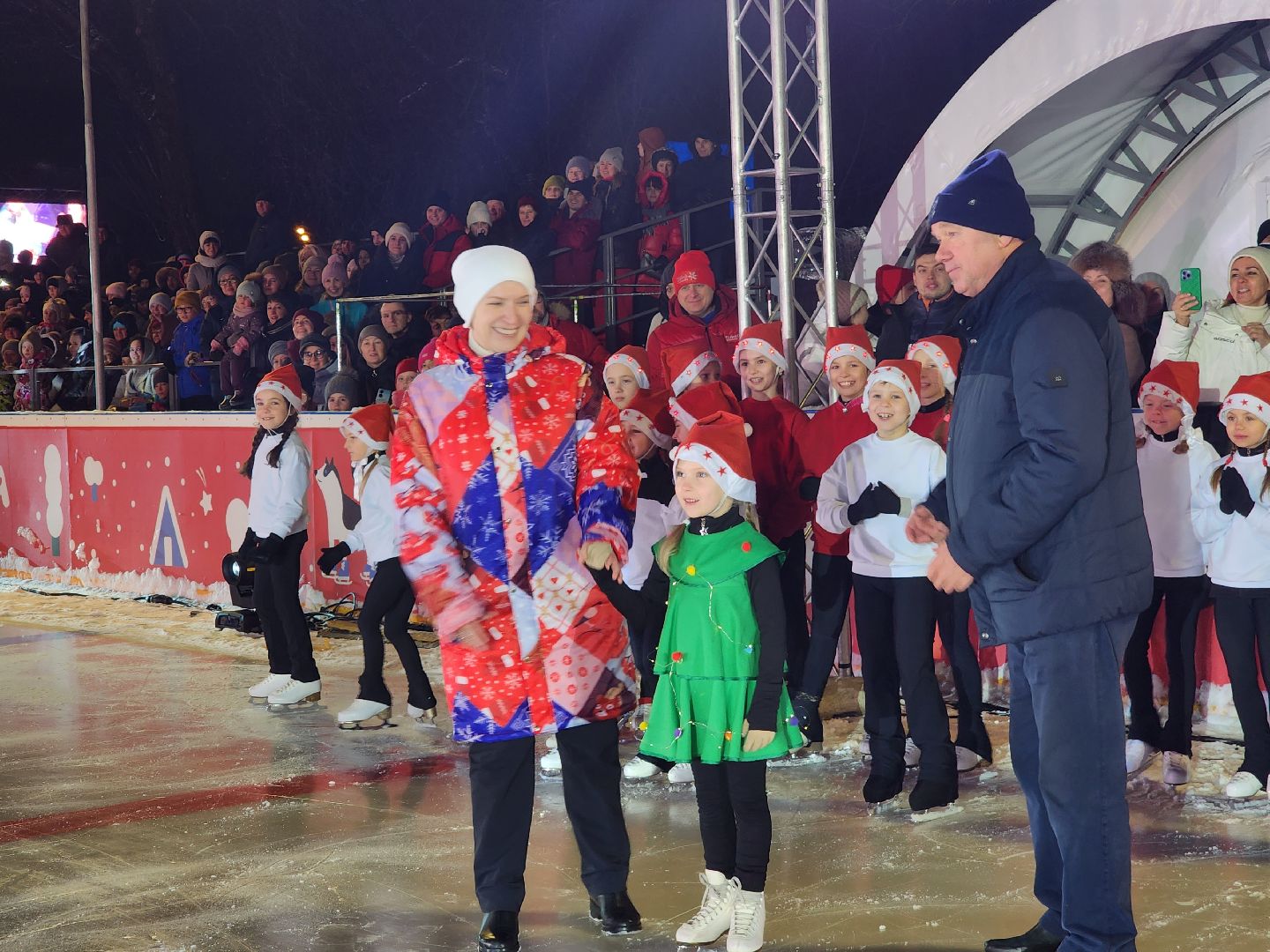 мытищи, Евгения Медведева, илья авербух, Шоу Чемпионы, каток, каток в парке, зима в подмосковье, Артем Федорченко, Максим Ставиский, Албена Денкова,