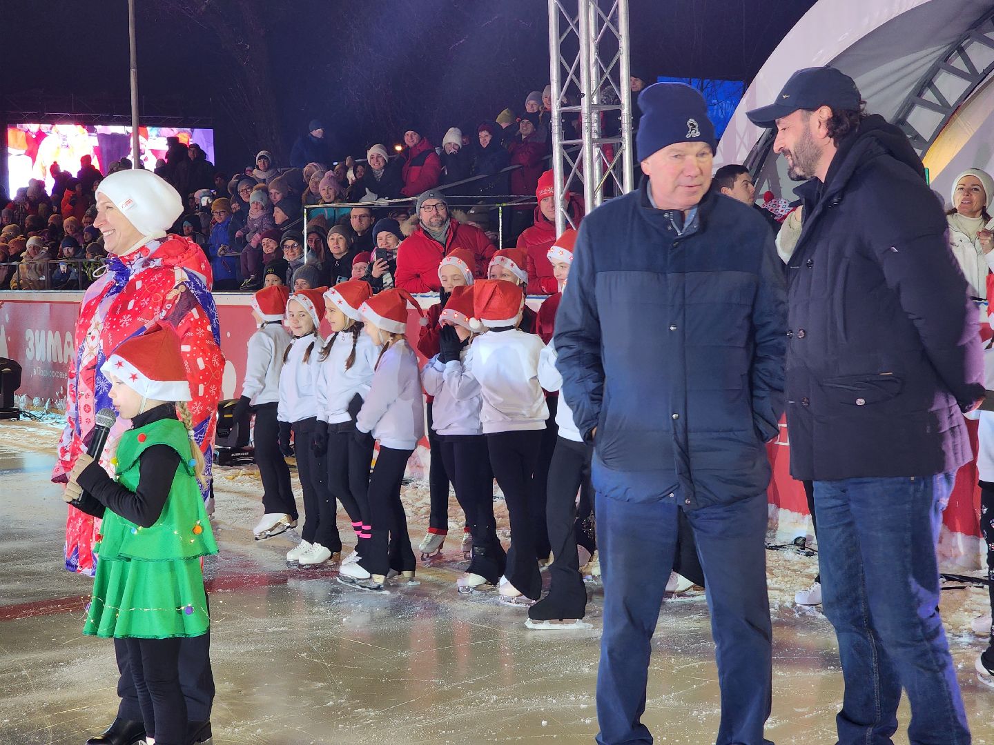 мытищи, Евгения Медведева, илья авербух, Шоу Чемпионы, каток, каток в парке, зима в подмосковье, Артем Федорченко, Максим Ставиский, Албена Денкова,