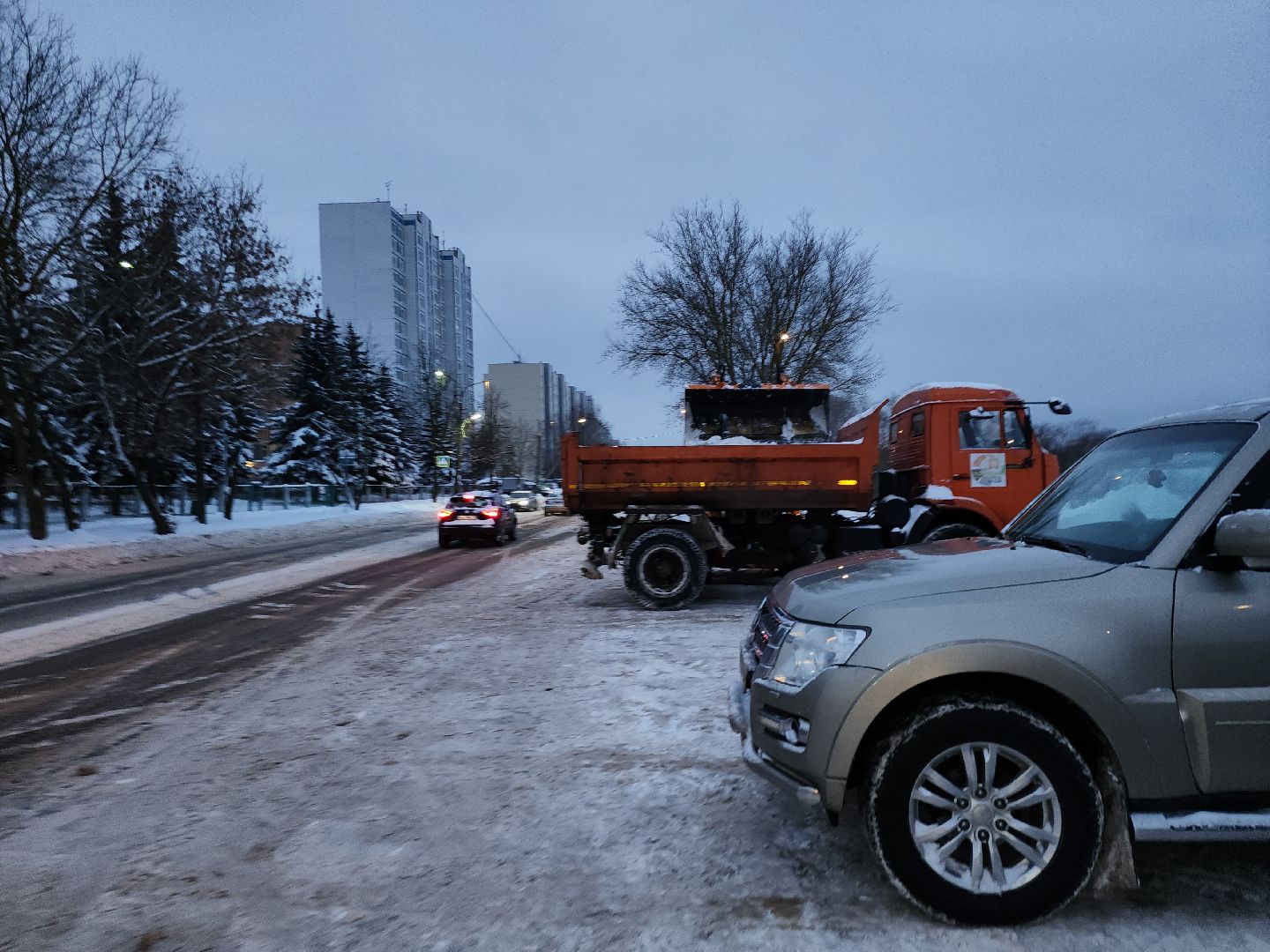 серпухов, подмосковье, убирают снег, благоустройство,