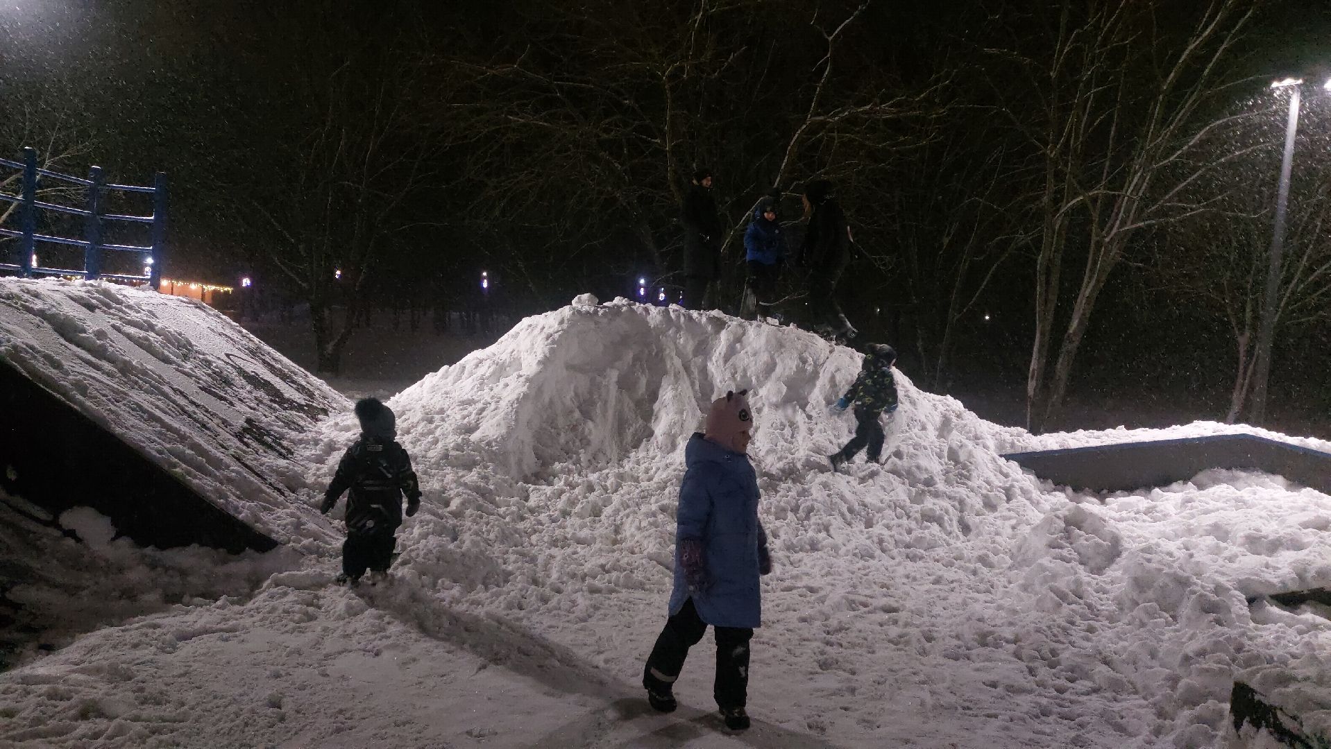 зима в подмосковье, Зима, культура, резиденция деда мороза, почта деда мороза,