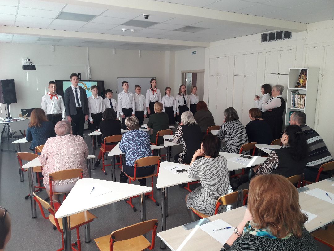 Школа, агитбригада, герои, краеведение