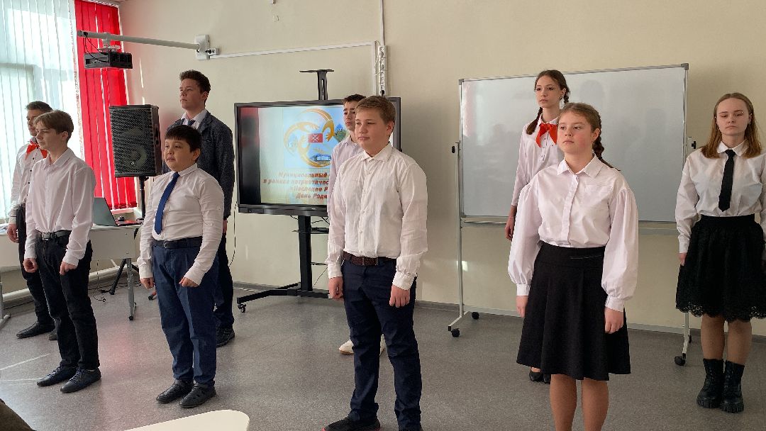 Школа, агитбригада, герои, краеведение