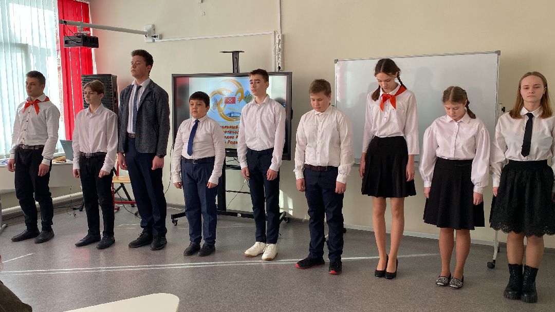 Школа, агитбригада, герои, краеведение