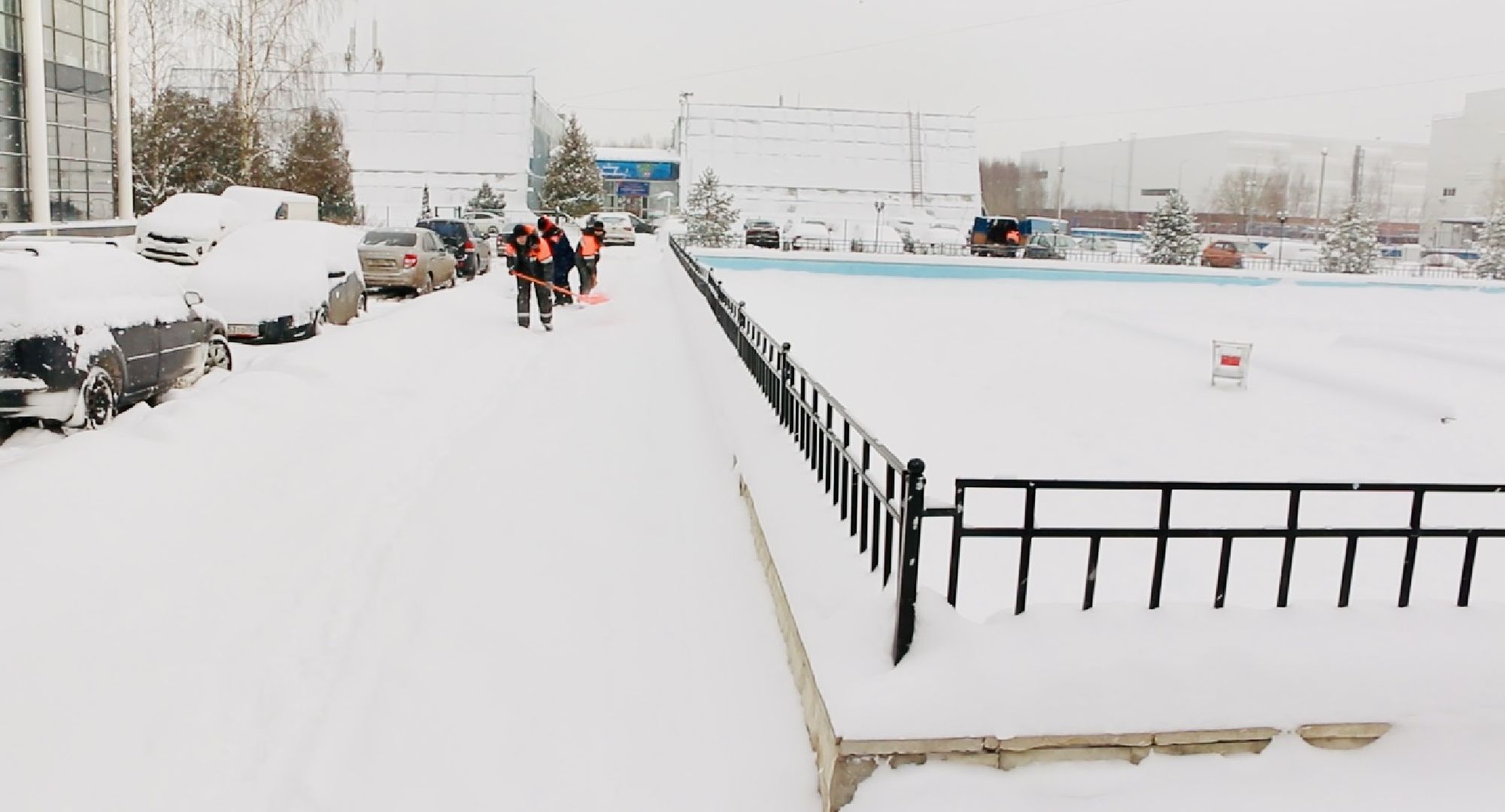 Солнечногорск, Снегопад, Уборка снега, Коммунальные службы, Трактор, Рабочие,