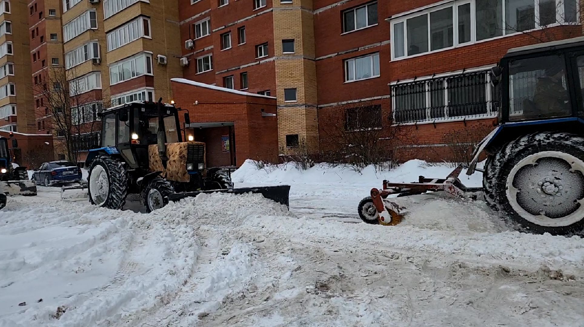 снегопад, снегоуборка, снегоуборочная техника, электросталь, жкх, жкх; дороги; инвалиды; решения вопросов; депутаты, дороги подмосковья, чистый город, дворы,