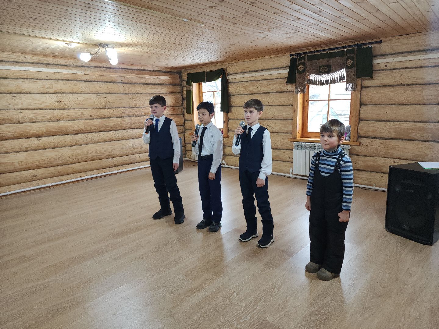 кашира, дом творчества имени бориса щукина, день инвалидов, концерт, поэзия, люди с овз, геолог, андрей тернов,