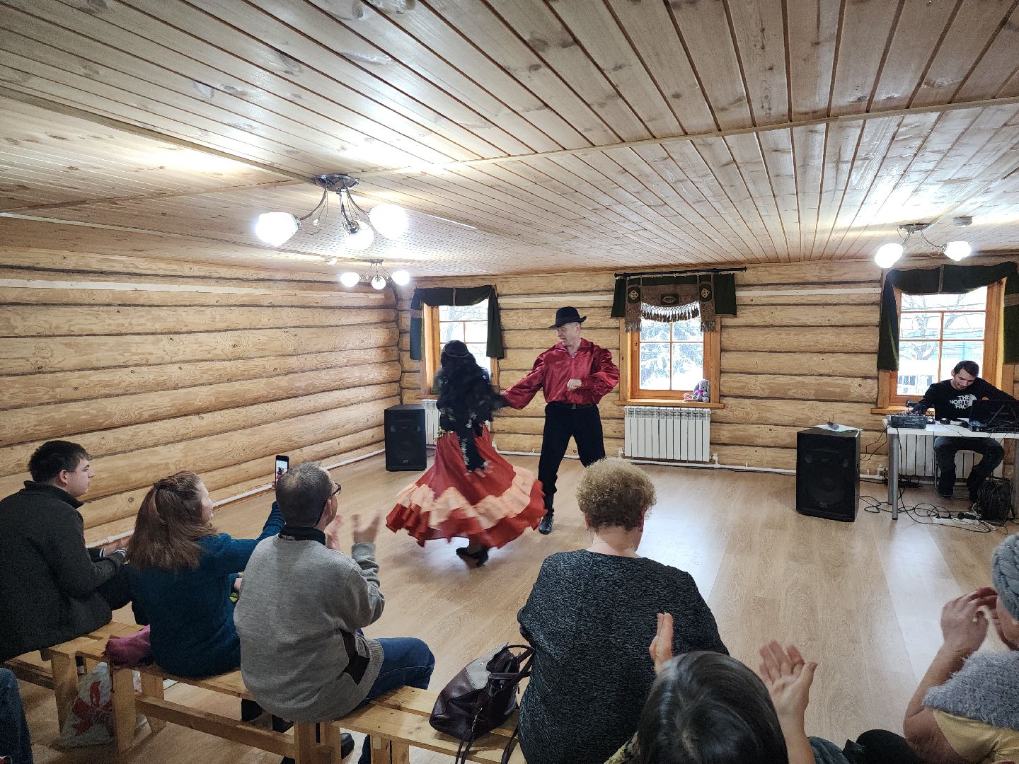 кашира, дом творчества имени бориса щукина, день инвалидов, концерт, поэзия, люди с овз, геолог, андрей тернов,