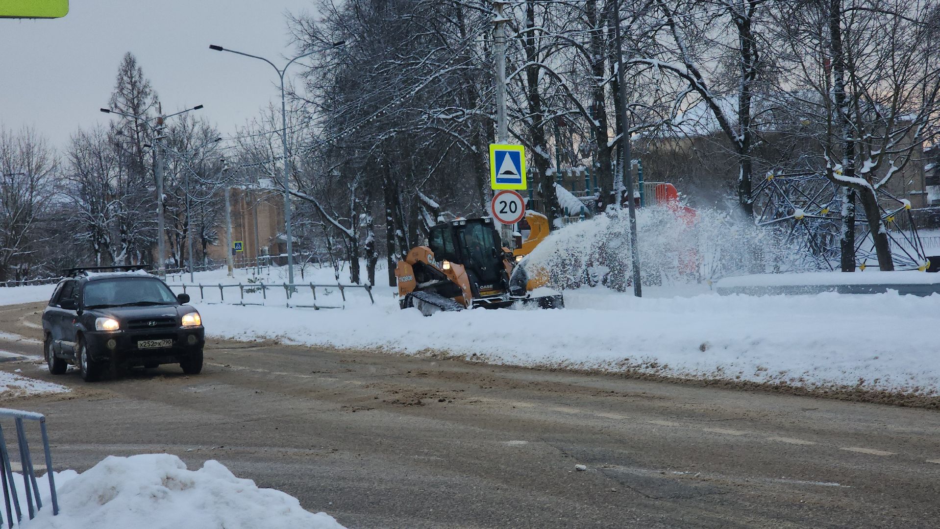 Снегопад, уборка снега, коммунальные службы, руза, рузский городской округ, московская обласьб, подмосковье,