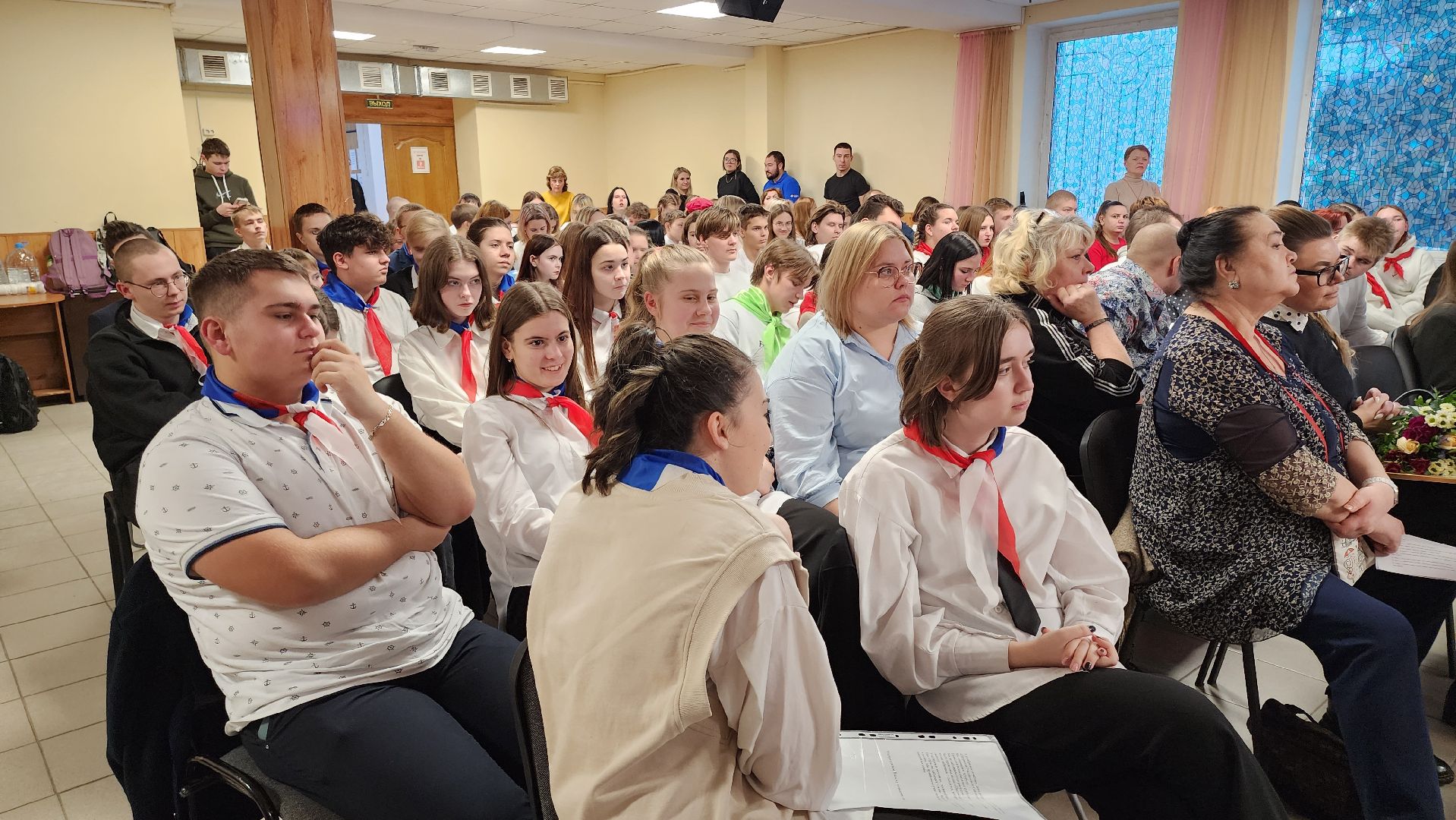 кашира, день волонтера, волонтеры, доброврольцы, активисты, кмц, гуманитарная помощь,