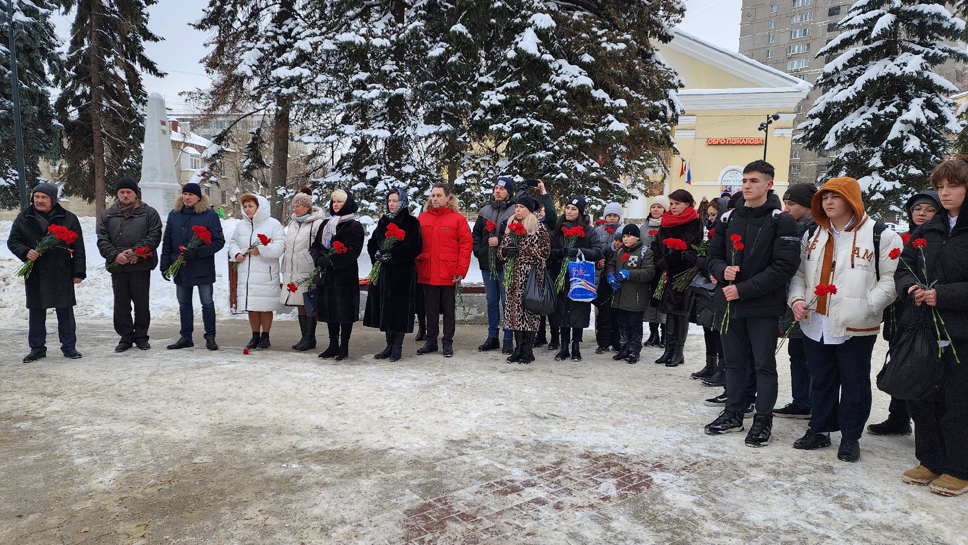 памятная дата, возложение цветов, торжественный митинг,