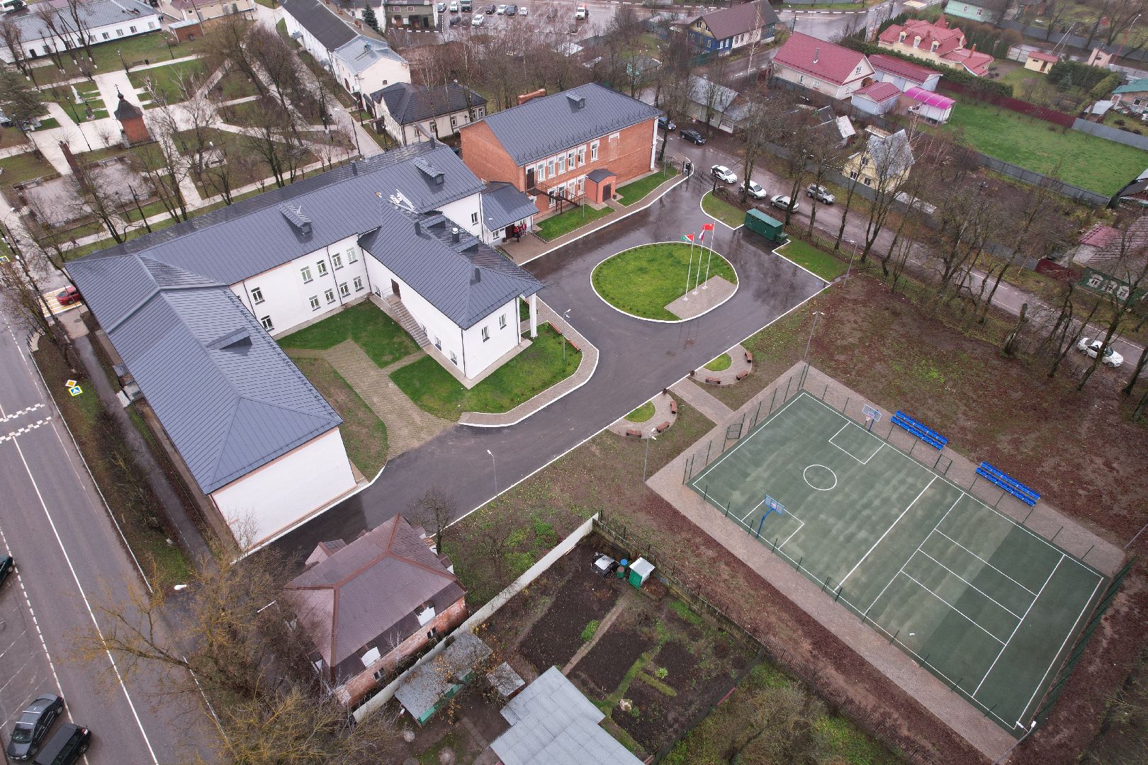 видео с коптера, верея, школа,