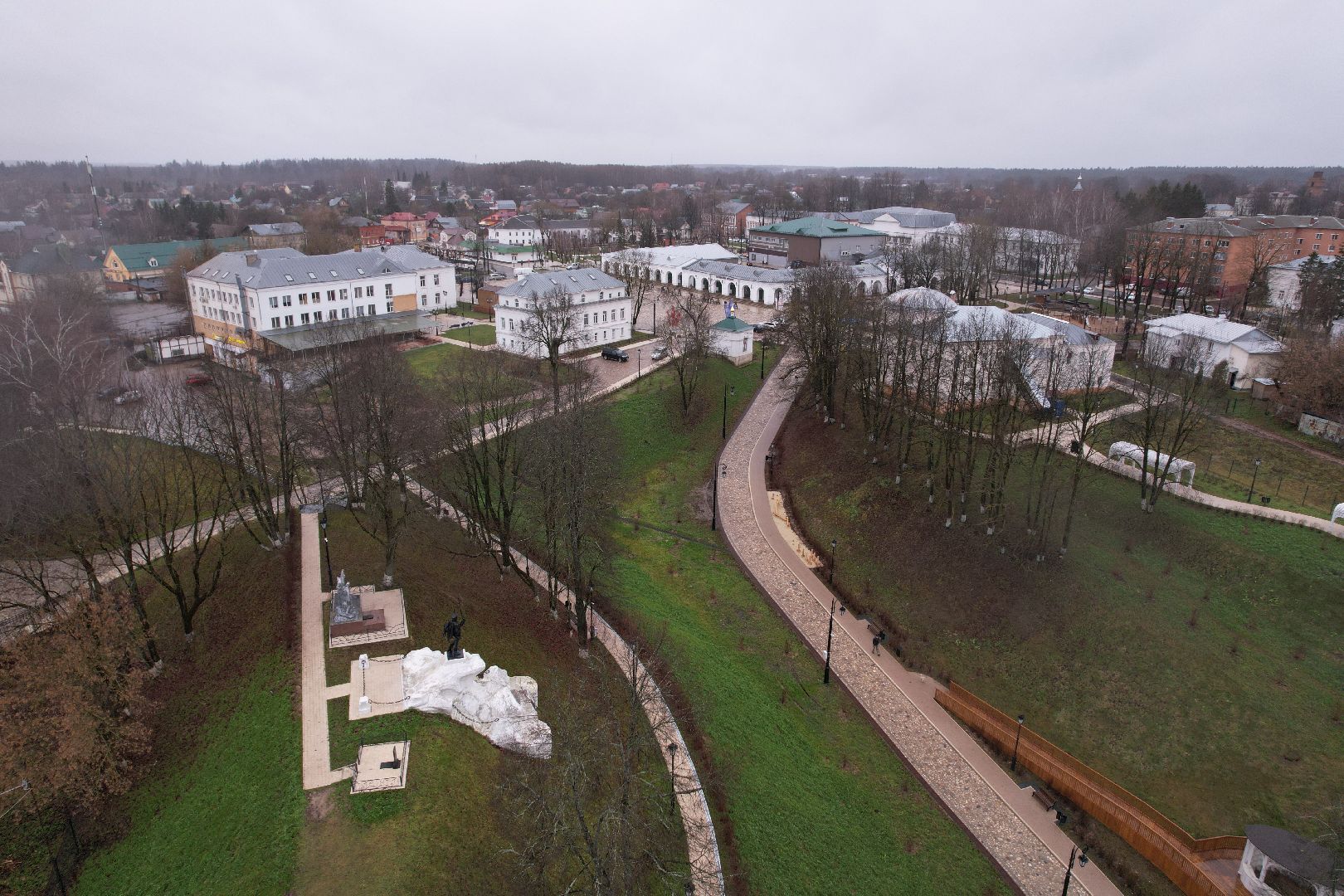 видео с коптера, верея, школа,