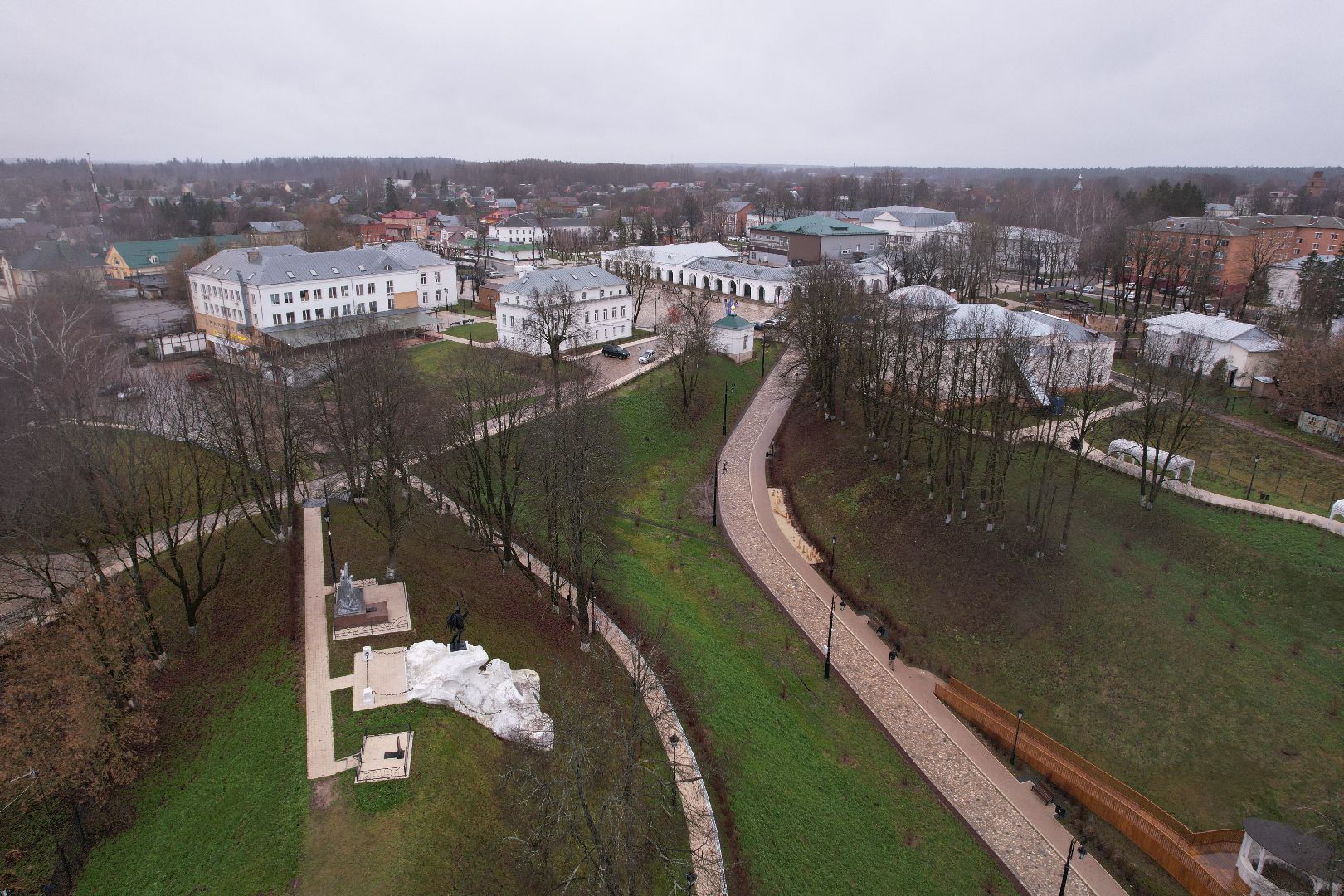 видео с коптера, верея, школа,