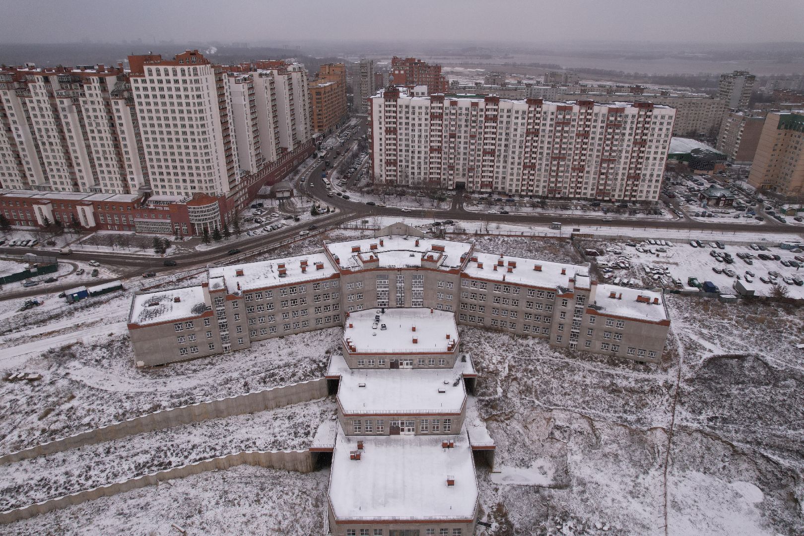 видео с коптера, дзержинский, школа,