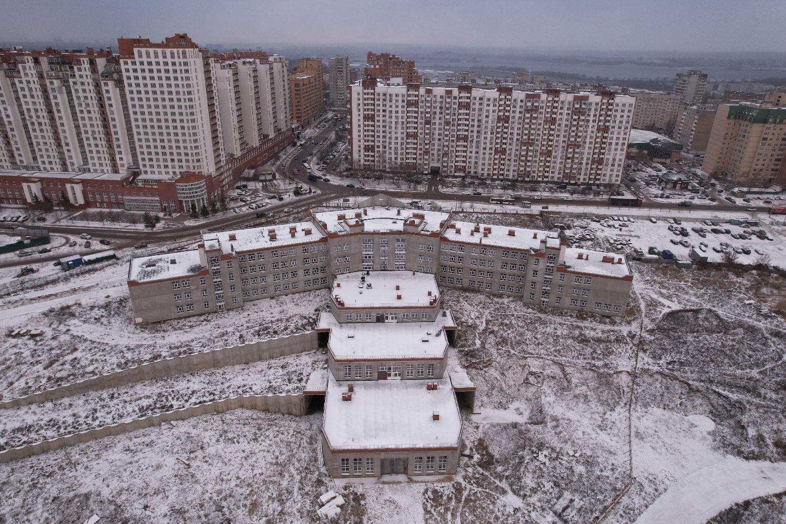 видео с коптера, дзержинский, школа,