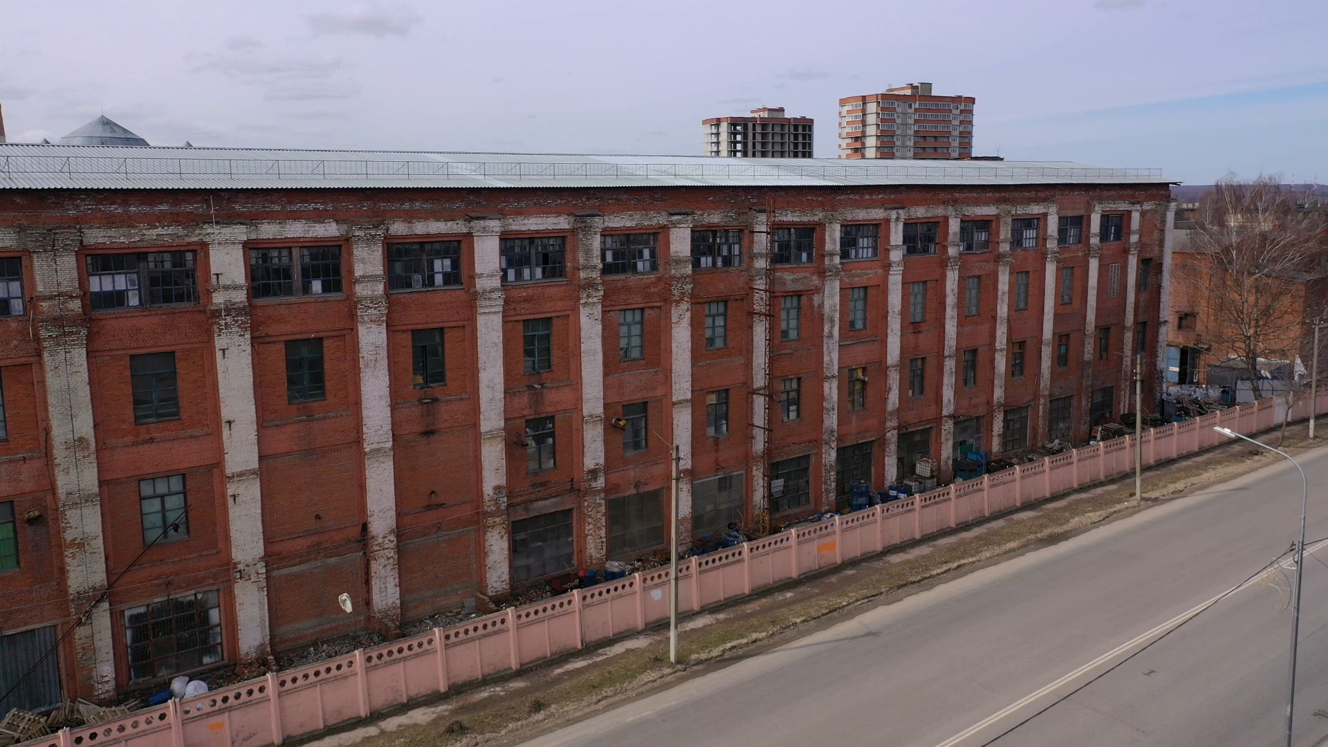 видео с коптера, серпухов, промышленность, памятник,