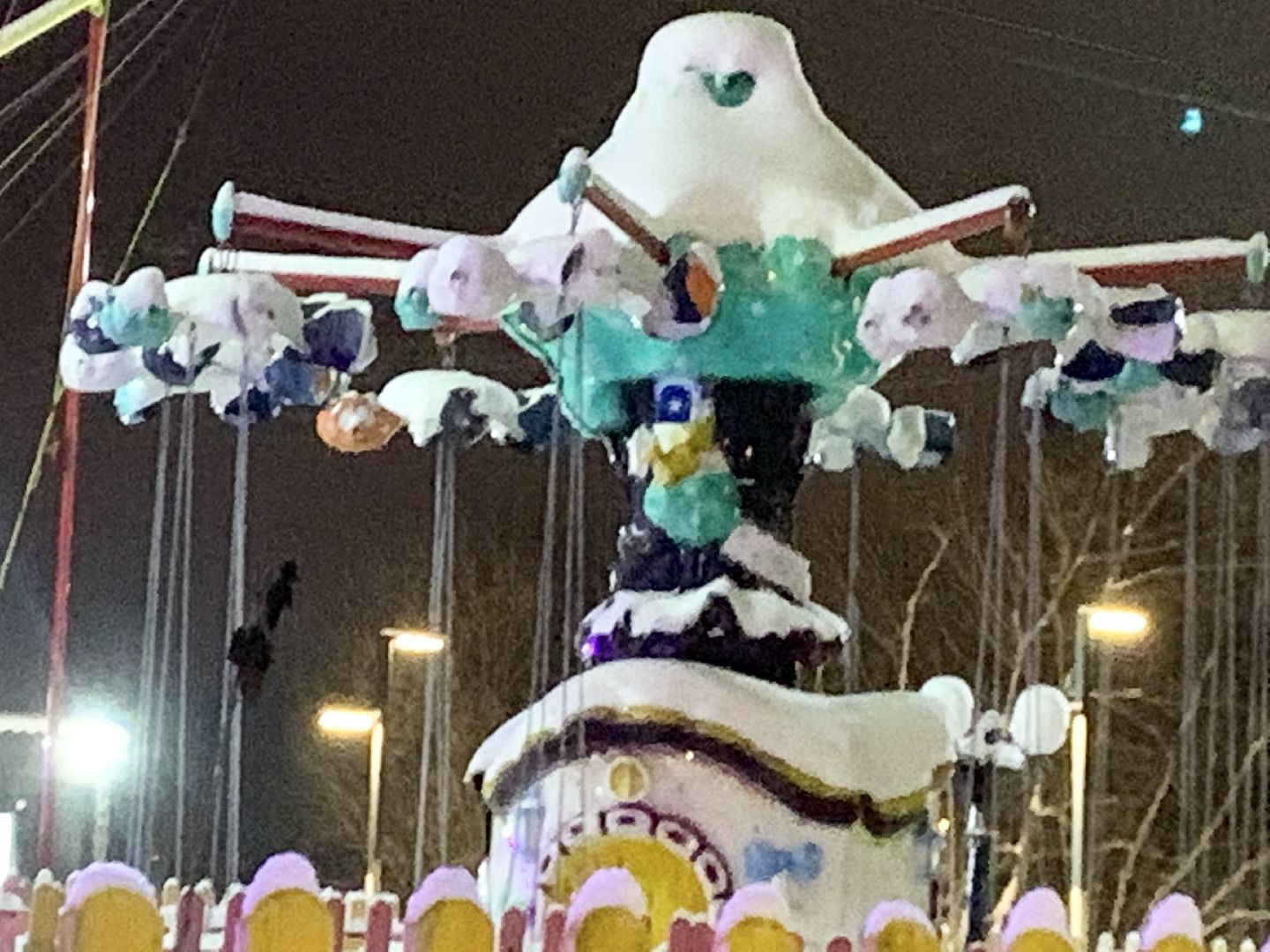 Балашиха, Подмосковье, Общество, Зимний городок аттракционов, Горки,