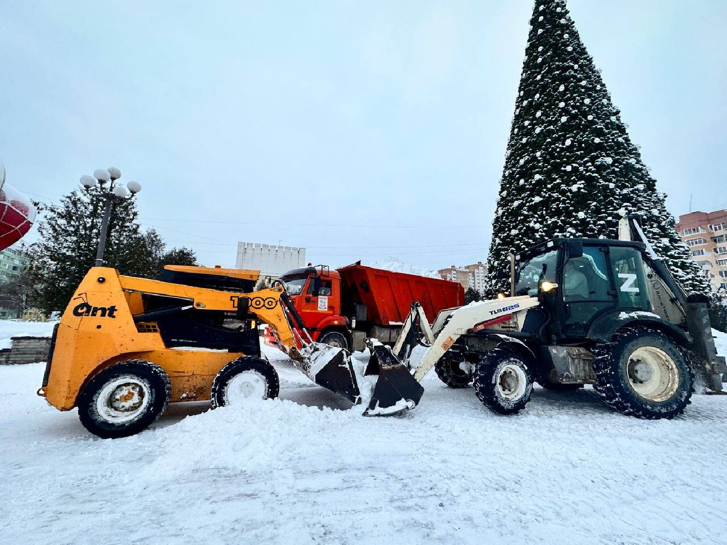 уборка дворов, снегоуборка, жкх, Наро-Фоминск,