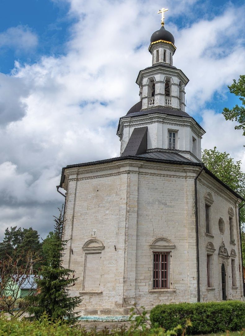 Балашиха, Подмосковье, Религия, Фаянсовые иконостасы, Храм Преображения в Саввино, Никольский храм в Полтево,