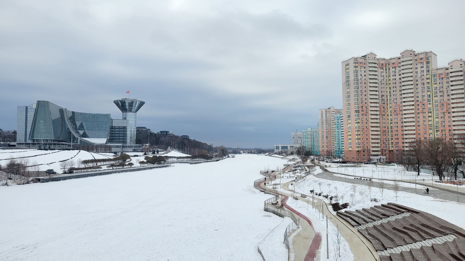 Красногорск, общество