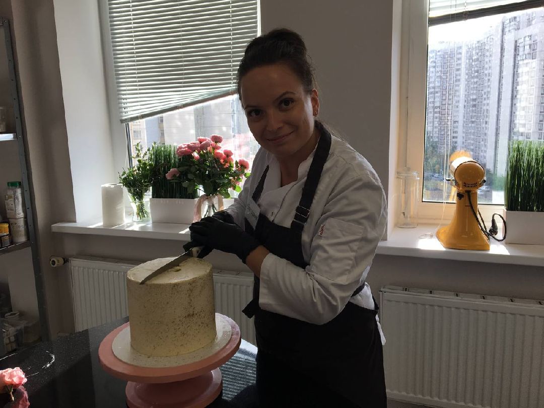 Реутов, пекарь, кондитер, профессия, торты, капкейки уколы, медицины