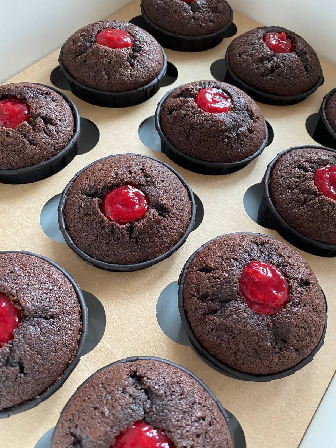 Реутов, пекарь, кондитер, профессия, торты, капкейки уколы, медицины