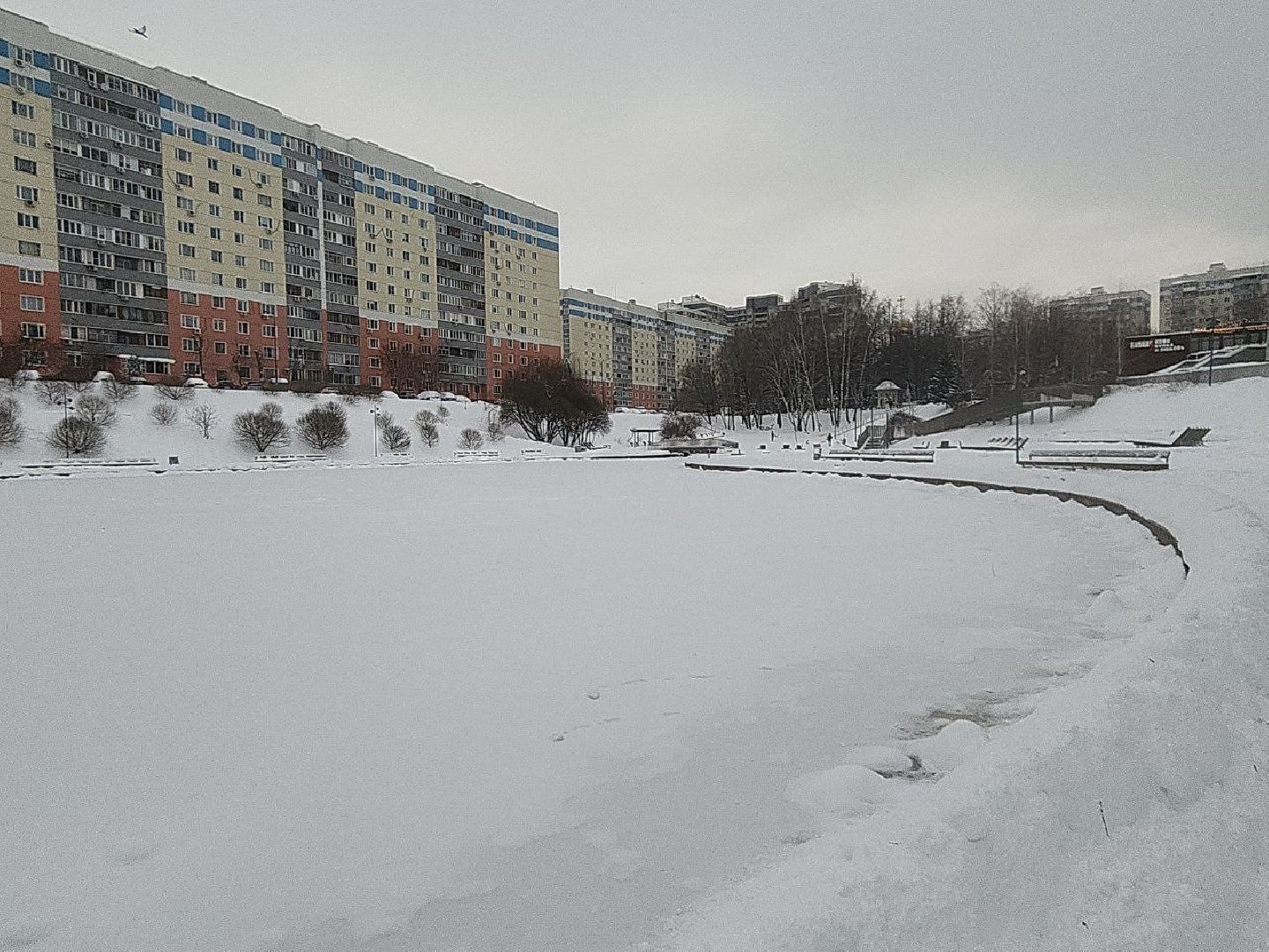 тонкий лед, безопасность на воде, зима в подмосковье, мчс россии,