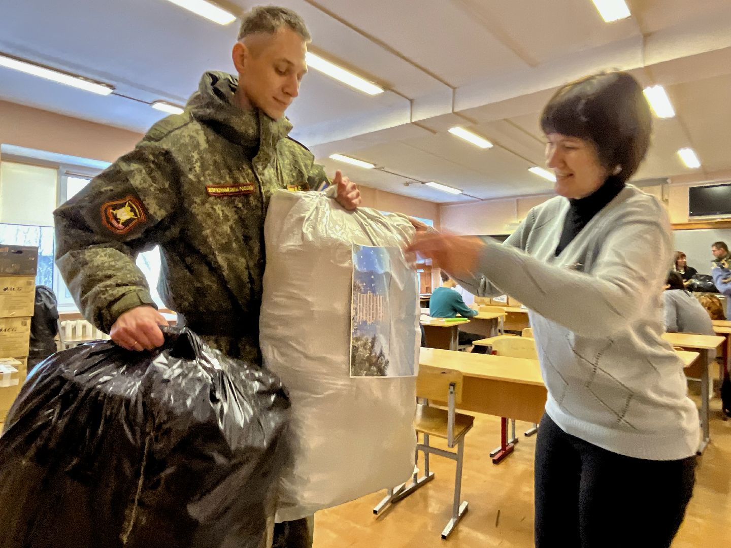 наро-фоминск, наро-фоминский городской округ, подарки бойцам, гуманитарная помощь, движение первых, волонтеры,