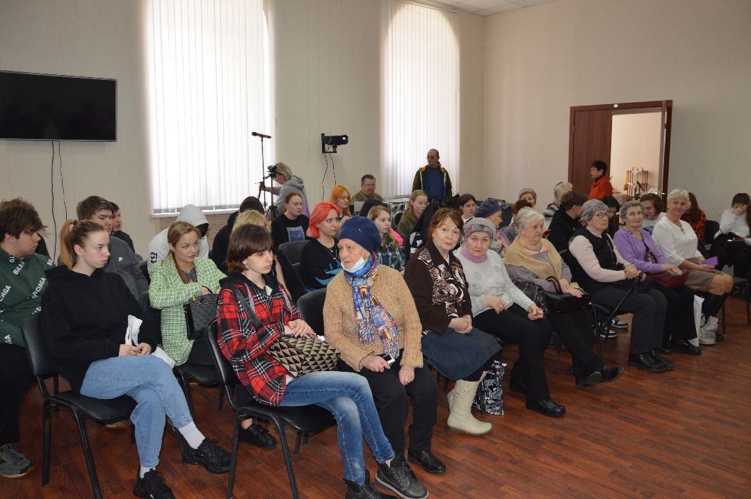 Кочетков Н П, герой Советского Союза, огненный таран, Рошаль, ДК Косякова