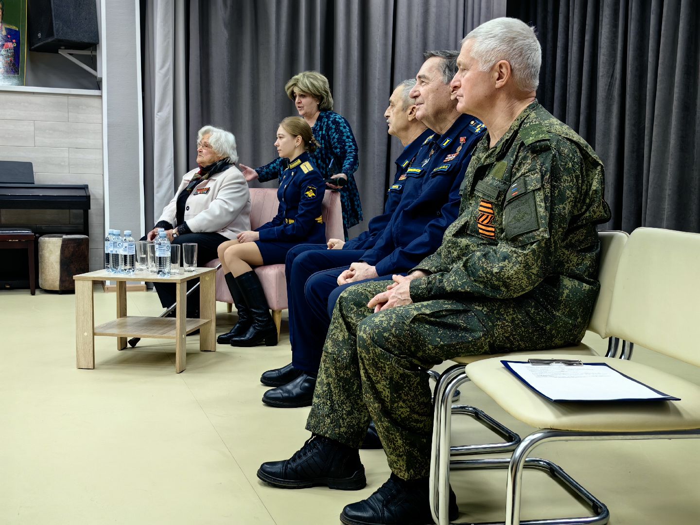 урок мужества, ветеран, герои россии, лётчик, День героев отечества,